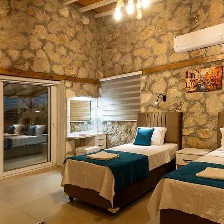 Oguz- 2 Bedroom Honeymoon Villa With Jacuzzi In Kalkan Cavdir (Kas)
